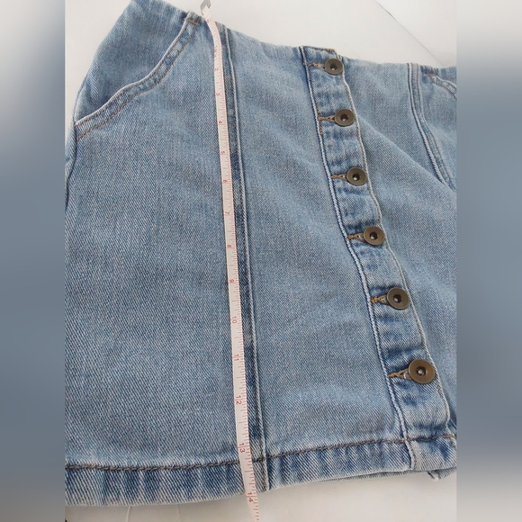 Forever 21 Size S Button Up Mini Demin Skirt - Picture 8 of 11